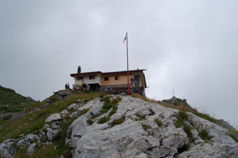 Salita da Colere-Carbonera al Rifugio Albani e al Ferrantino con passaggio alla Val Conchetta il 12 luglio 2009 - FOTOGALLERY